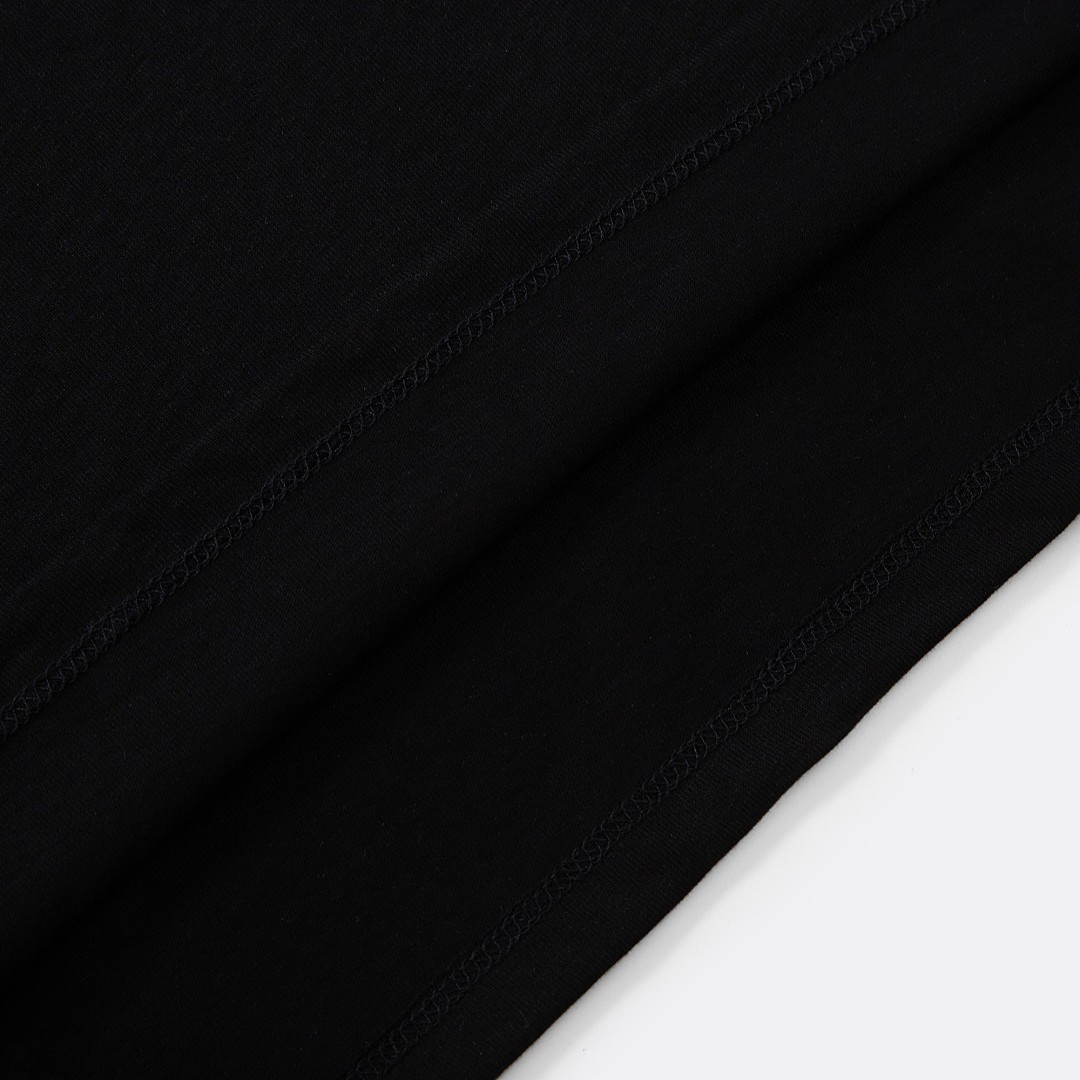 Rhude T-Shirt Style 144 detail view 1