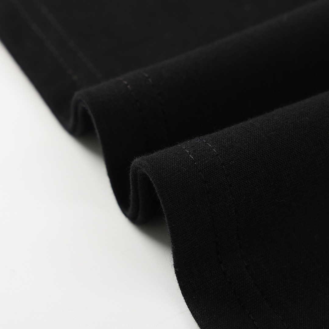 Rhude T-Shirt Style 153 detail view 5