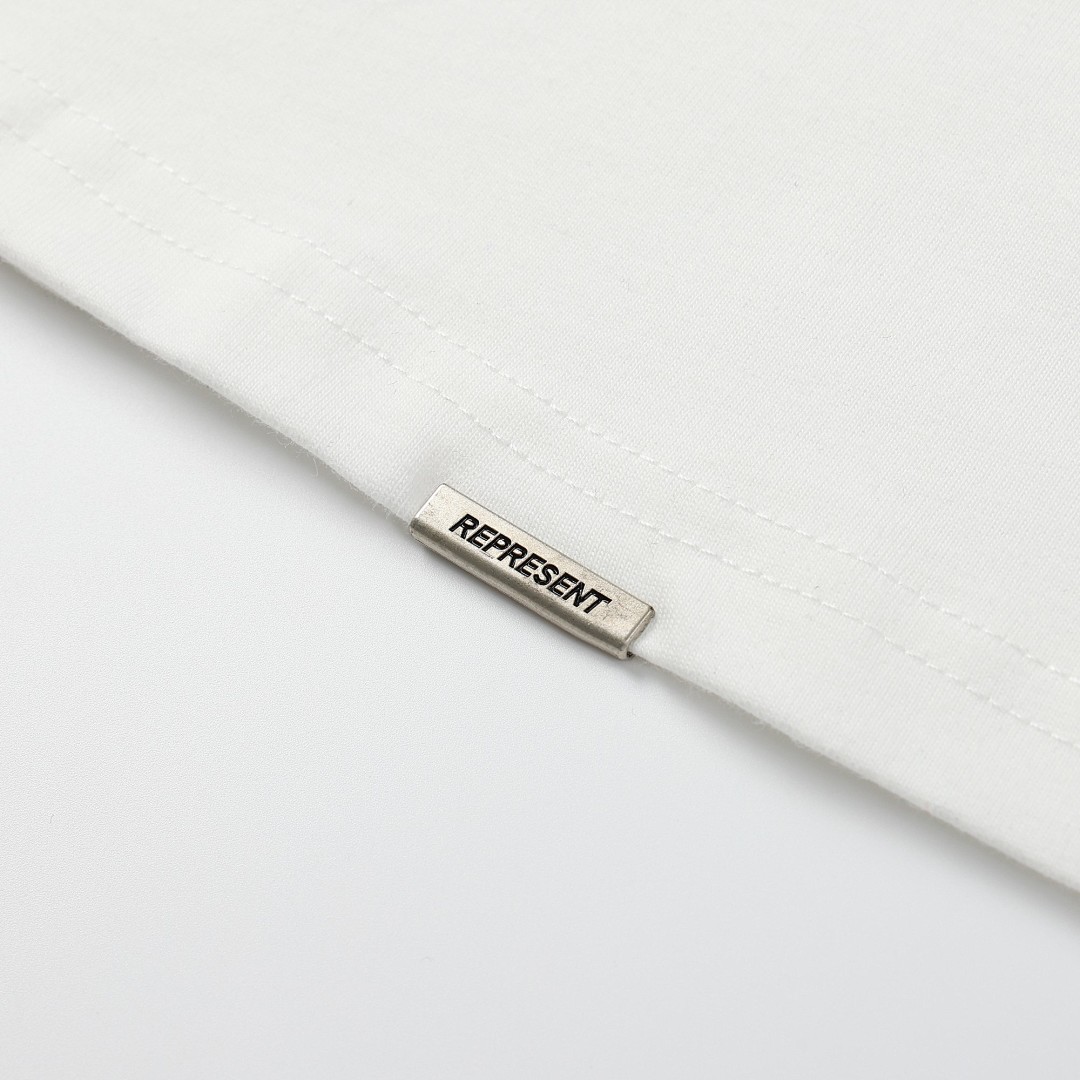Rhude T-Shirt Style 154 detail view 1