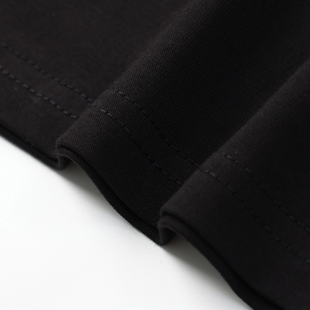Noah T-Shirt Style 054 detail view 1