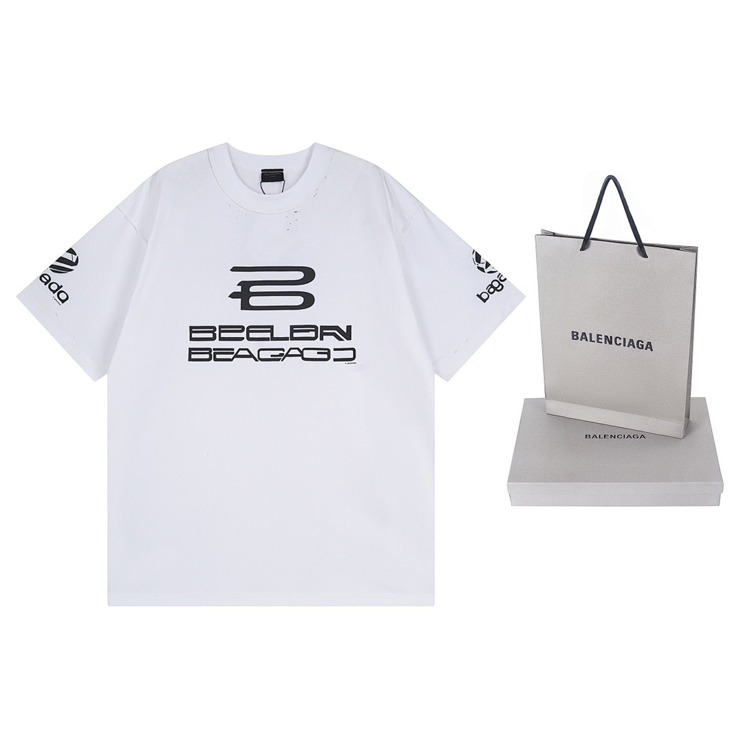 Balenciaga T-Shirt Style 721 main view