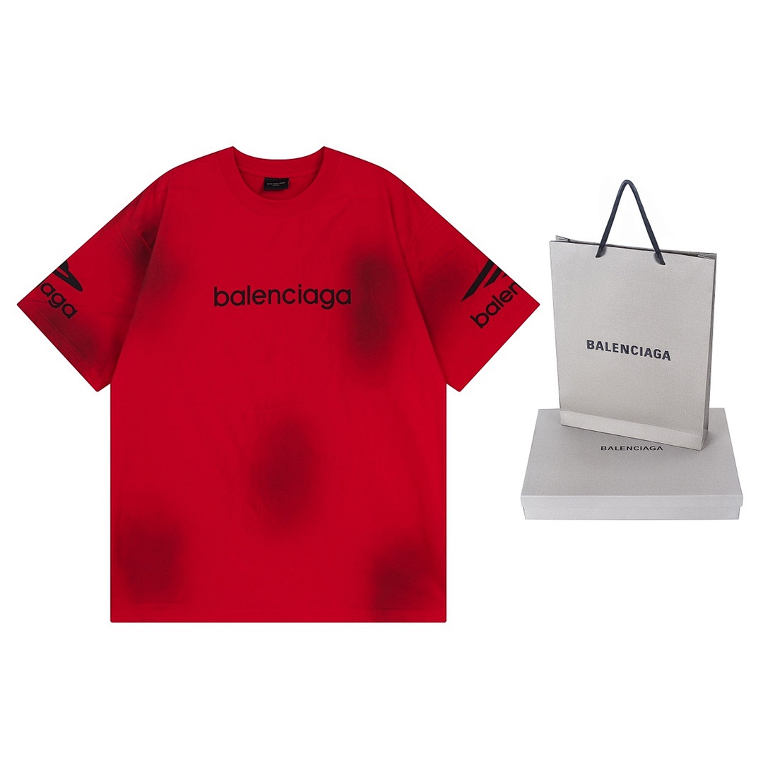 Balenciaga T-Shirt Style 722 detail view 1