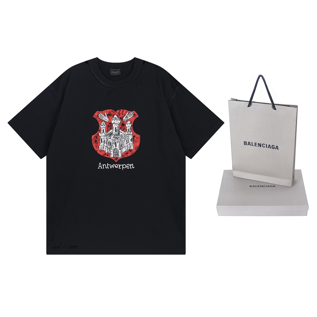 Balenciaga T-Shirt Style 723 detail view 1