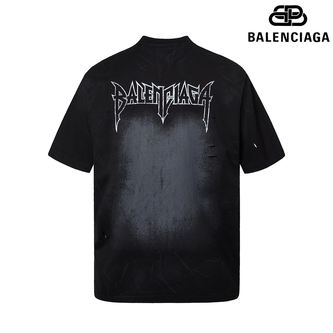 Balenciaga T-Shirt Style 730 detail view 6