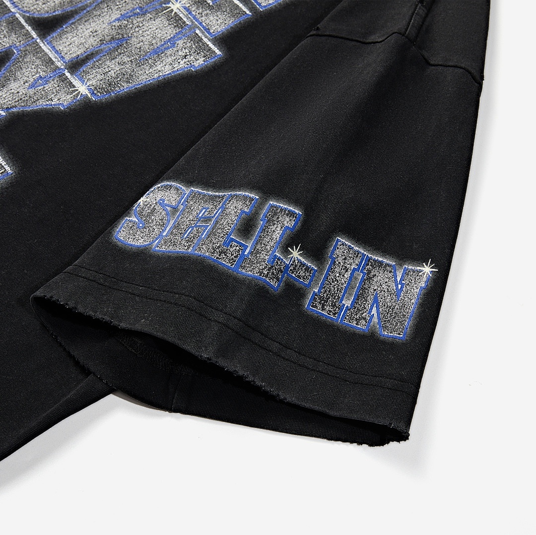 Balenciaga T-Shirt Style 731 detail view 1