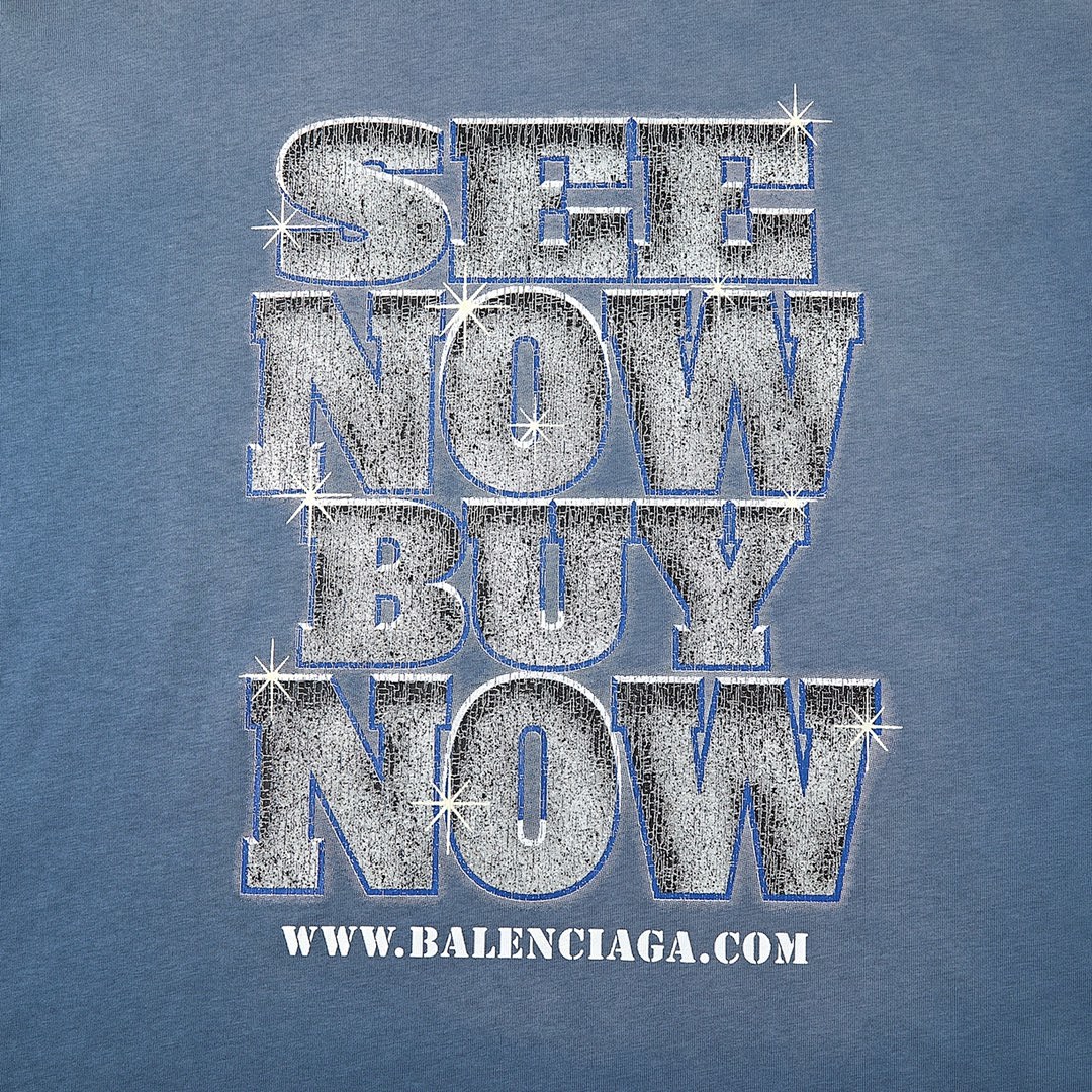 Balenciaga T-Shirt Style 732 detail view 3