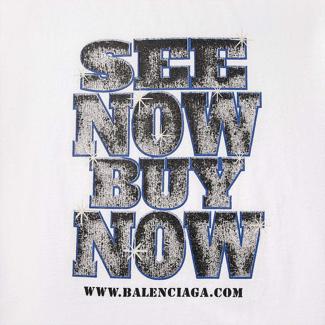 Balenciaga T-Shirt Style 733 detail view 2