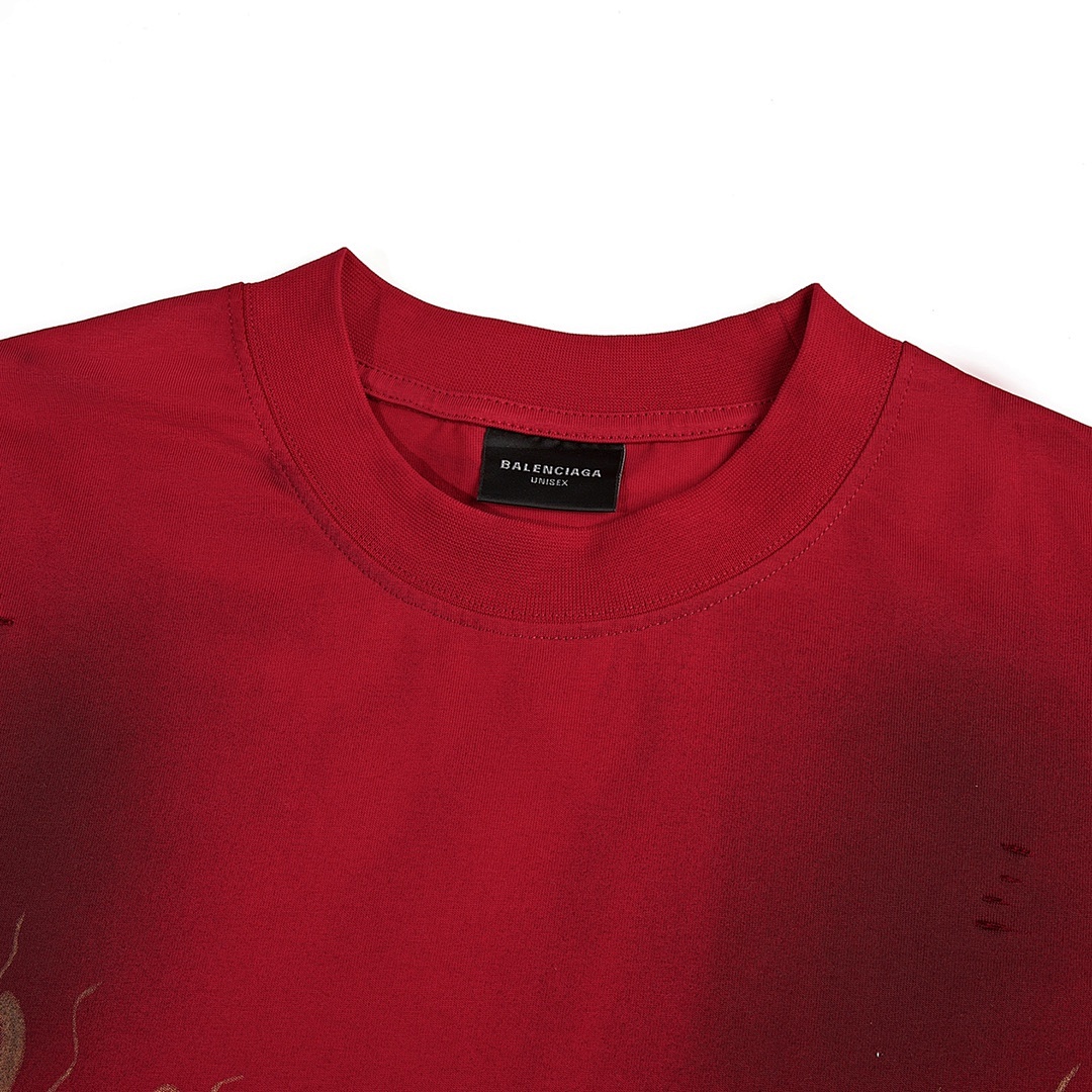 Balenciaga T-Shirt Style 735 detail view 3