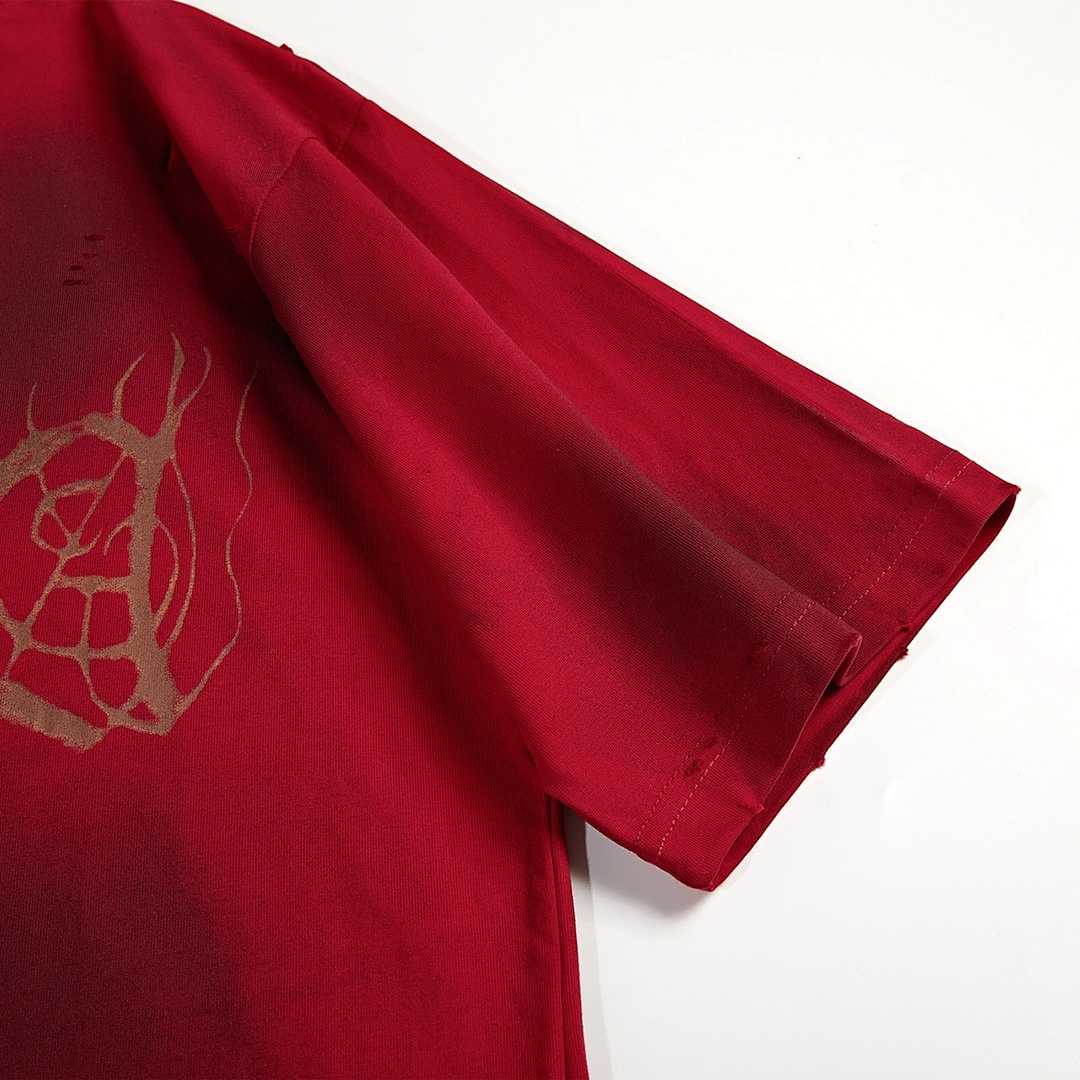 Balenciaga T-Shirt Style 735 detail view 4
