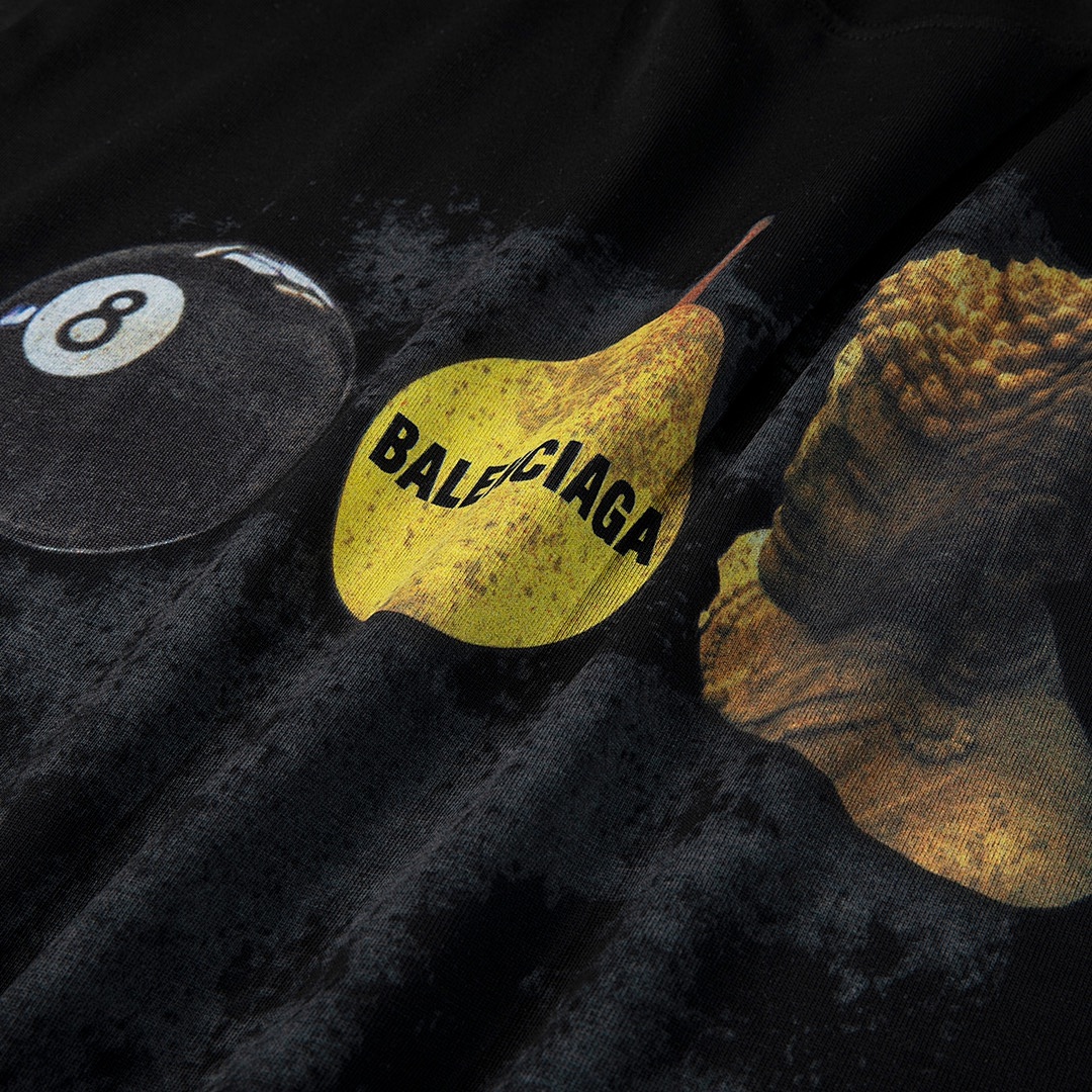 Balenciaga T-Shirt Style 736 main view