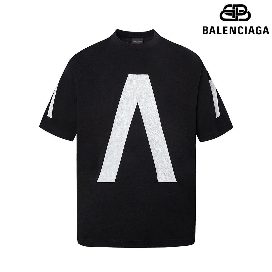 Balenciaga T-Shirt Style 738 detail view 7