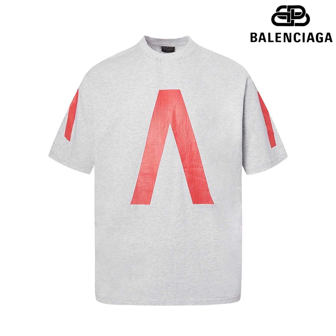 Balenciaga T-Shirt Style 739 detail view 6