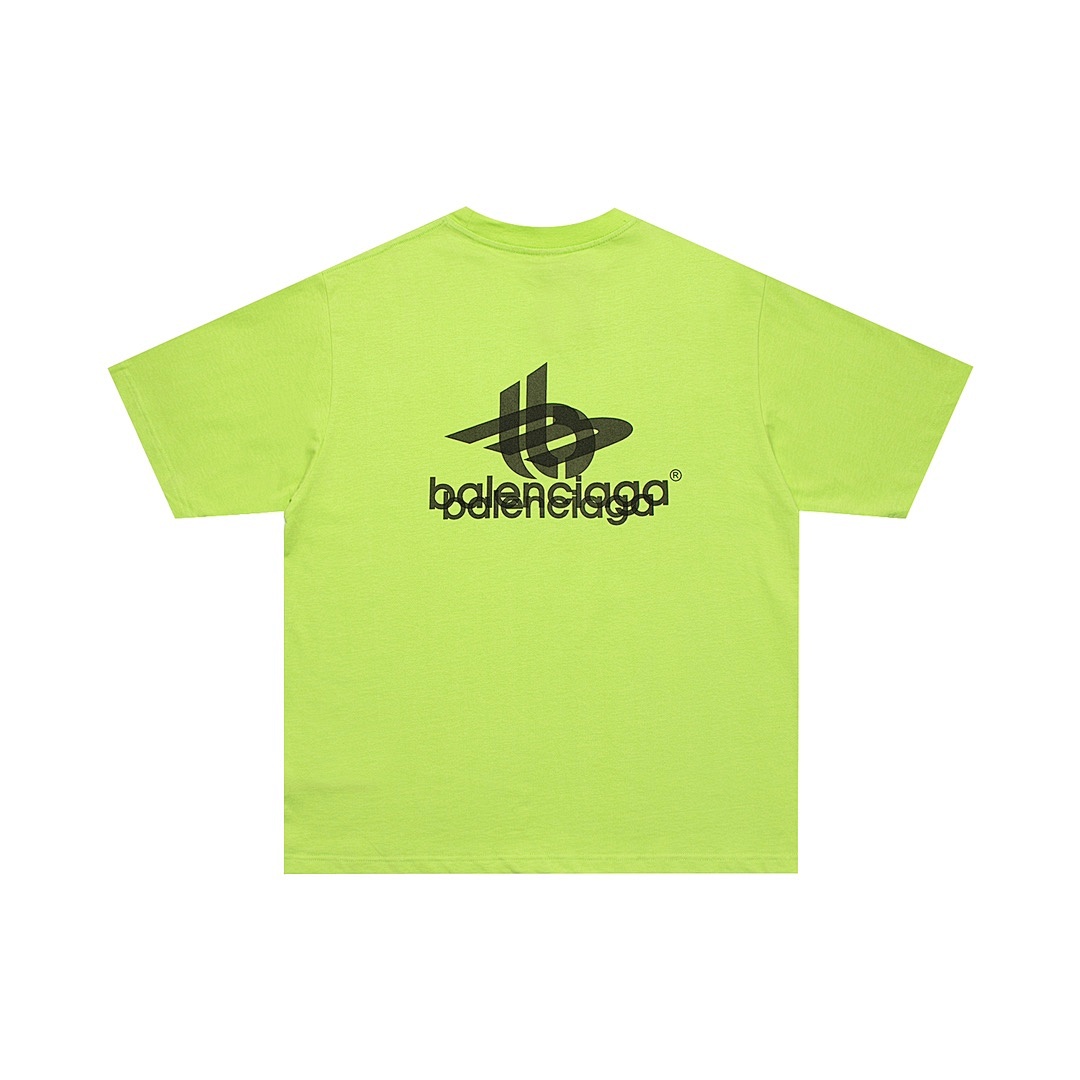 Balenciaga T-Shirt Style 759 main view