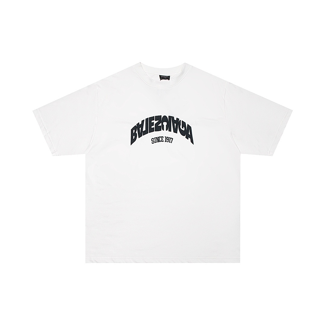Balenciaga T-Shirt Style 778 main view