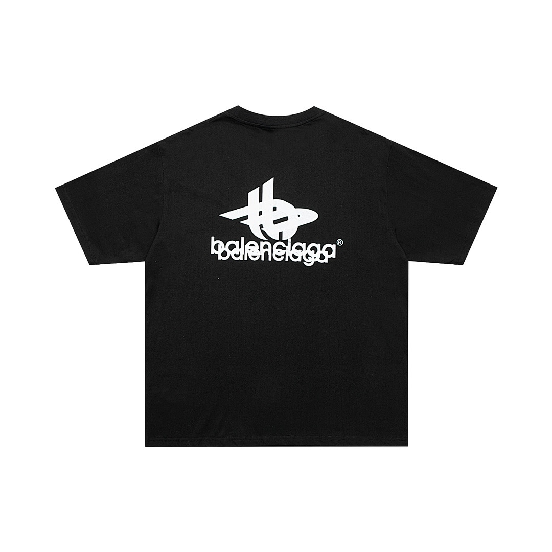 Balenciaga T-Shirt Style 785 main view