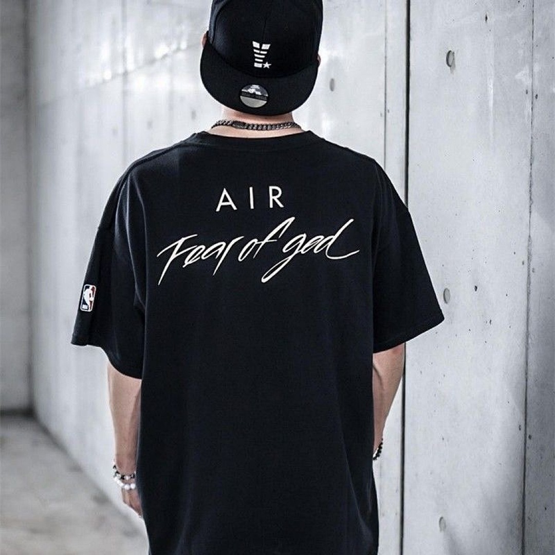 Fear of God T-Shirt Style 060 detail view 3