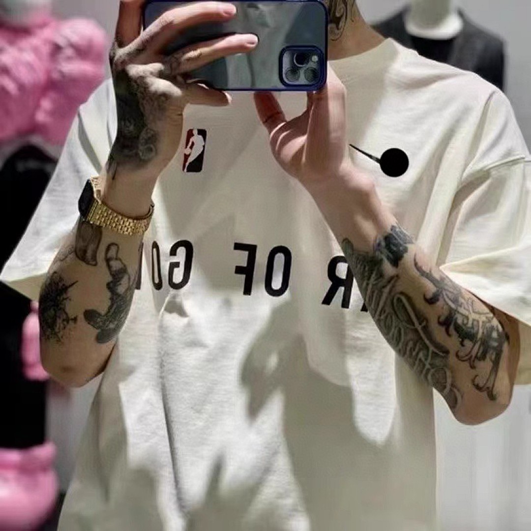 Fear of God T-Shirt Style 069 detail view 4