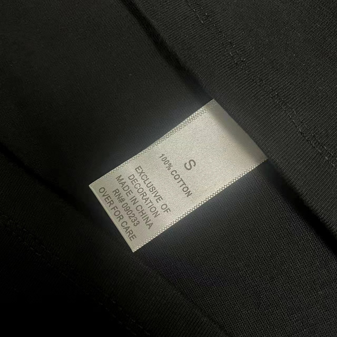 Fear of God T-Shirt Style 075 main view
