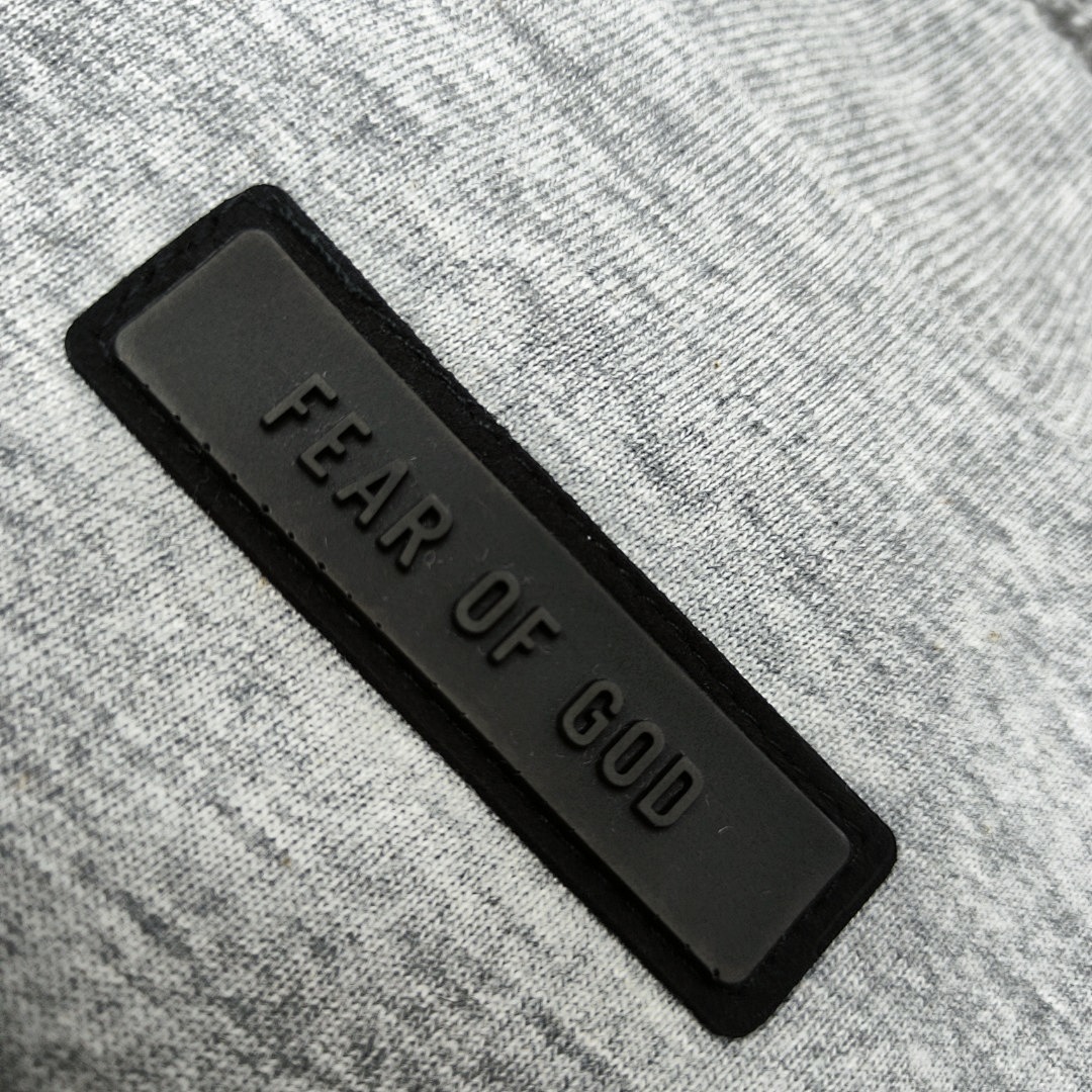 Fear of God T-Shirt Style 080 detail view 5