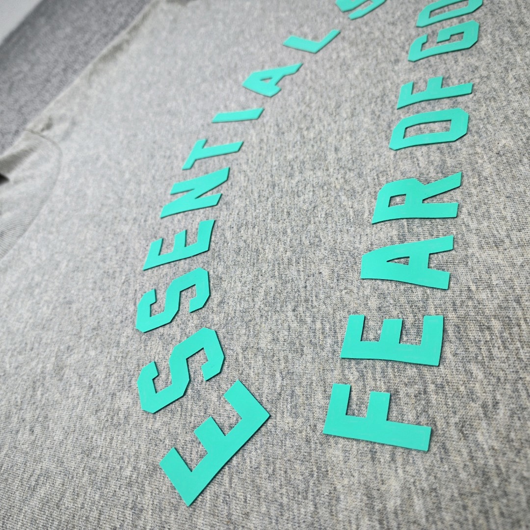 Fear of God T-Shirt Style 082 detail view 4