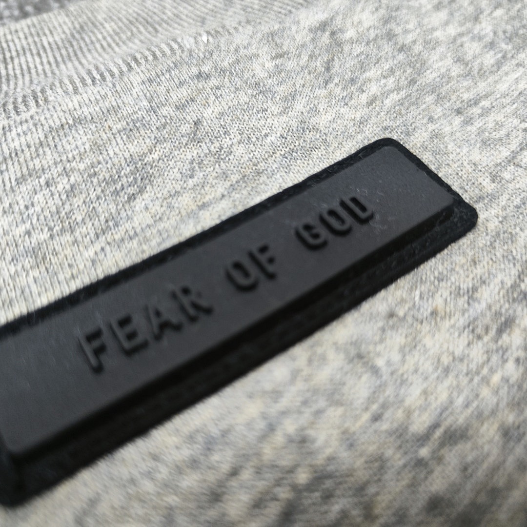Fear of God T-Shirt Style 082 detail view 5