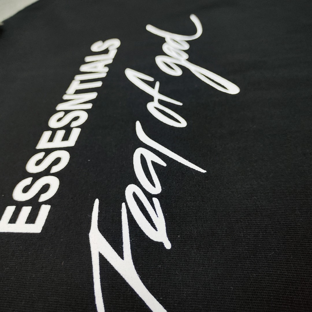 Fear of God T-Shirt Style 083 detail view 5