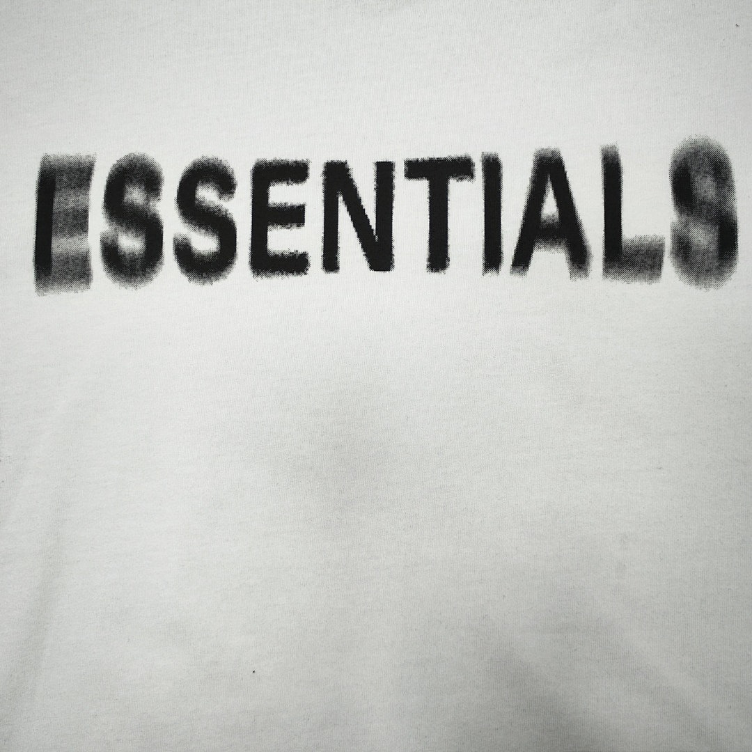 Fear of God T-Shirt Style 087 detail view 3
