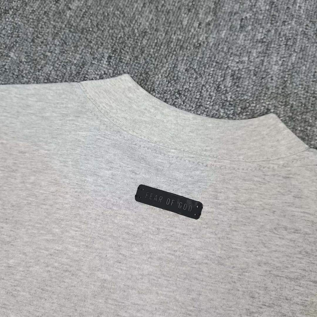 Fear of God T-Shirt Style 089 detail view 3
