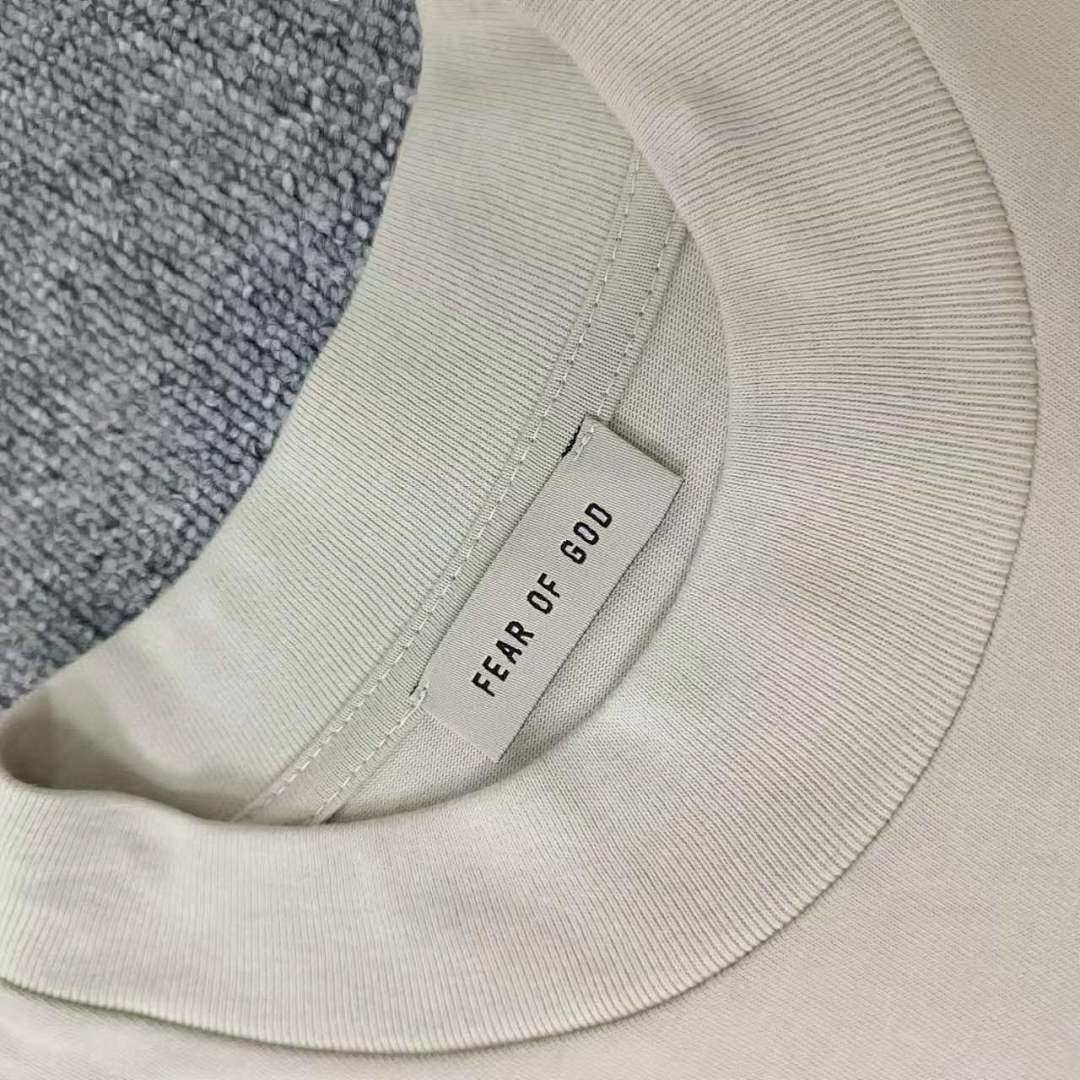 Fear of God T-Shirt Style 091 detail view 1