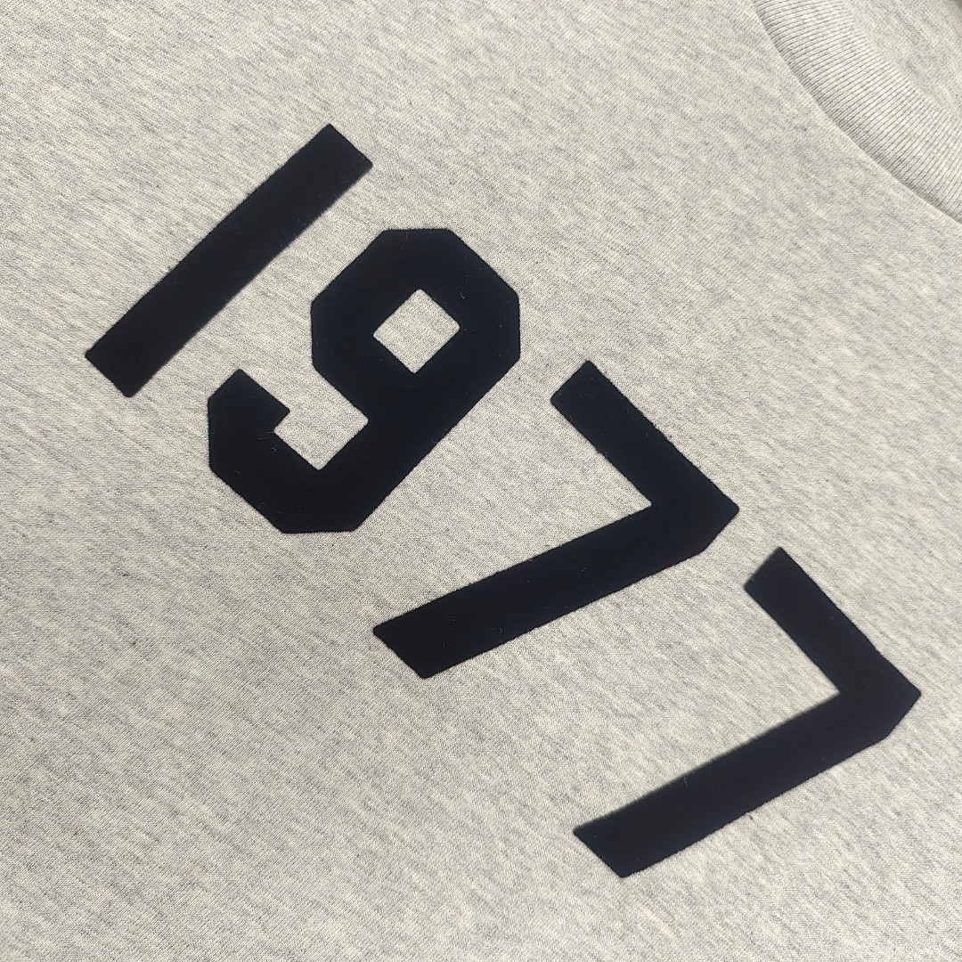 Fear of God T-Shirt Style 094 detail view 2