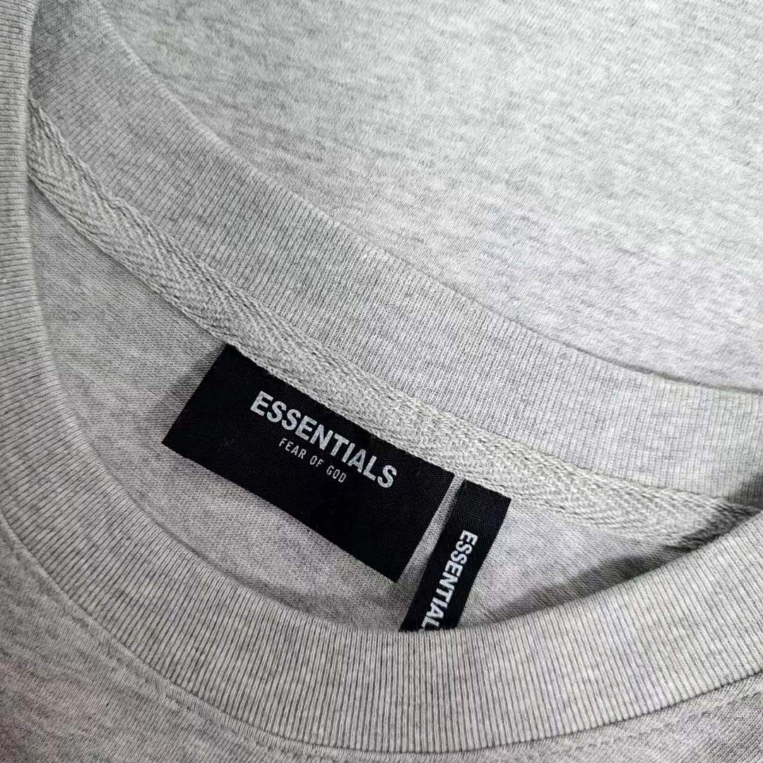Fear of God T-Shirt Style 096 detail view 3