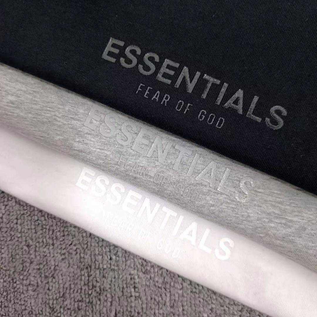Fear of God T-Shirt Style 096 detail view 5