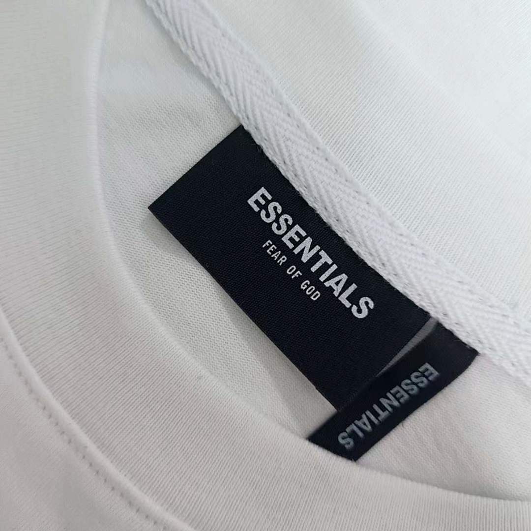 Fear of God T-Shirt Style 097 detail view 4