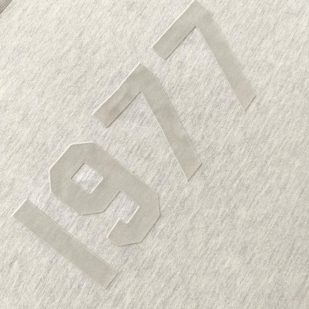 Fear of God T-Shirt Style 100 detail view 3