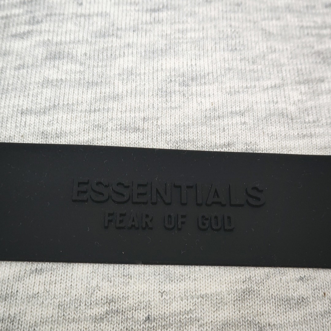 Fear of God T-Shirt Style 102 detail view 6