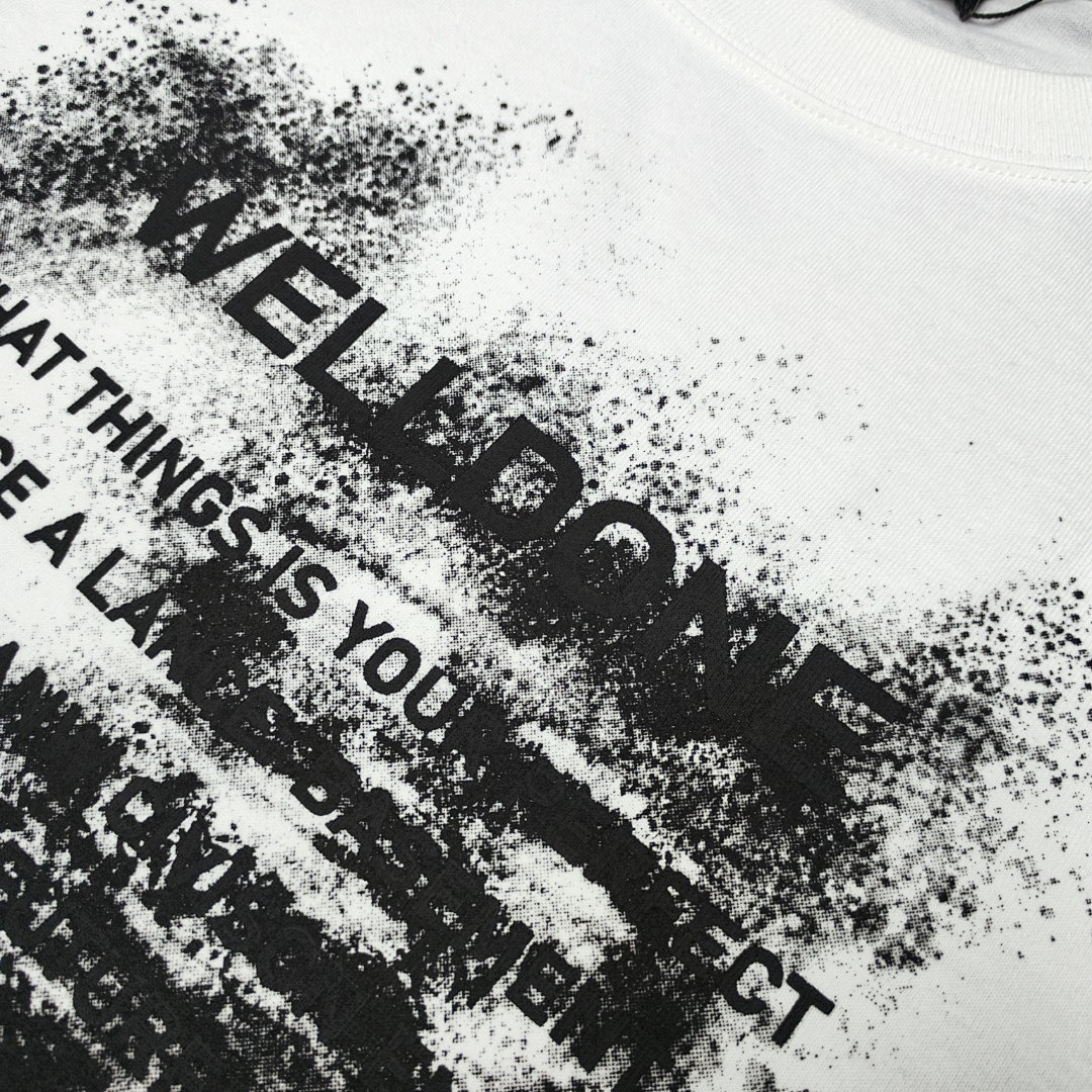 We11 Done T-Shirt Style 010 detail view 2