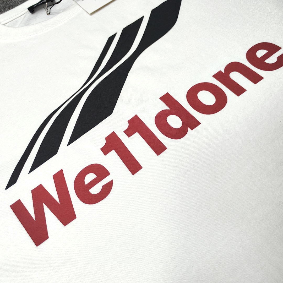 We11 Done T-Shirt Style 036 detail view 2