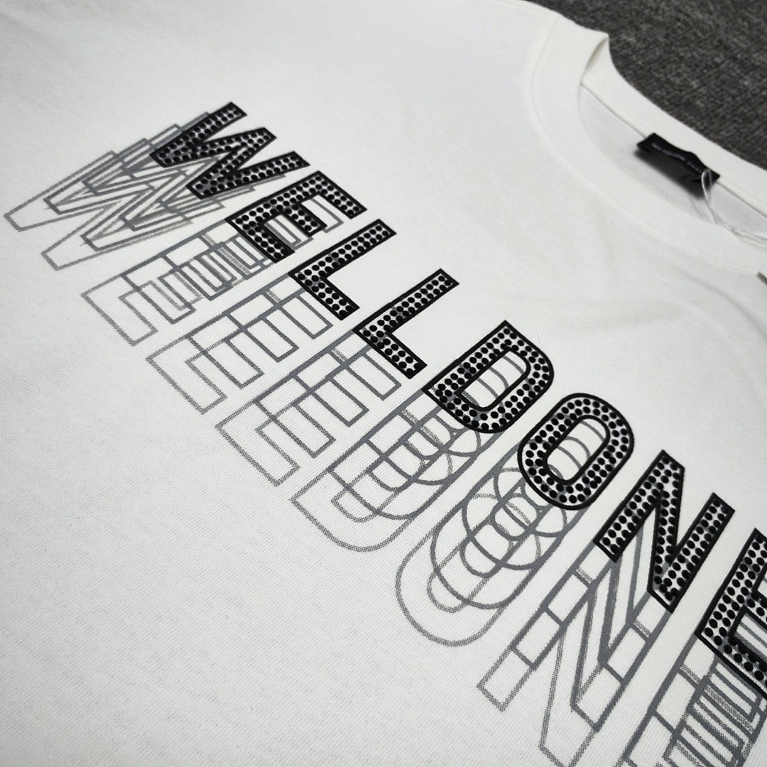We11 Done T-Shirt Style 048 detail view 1