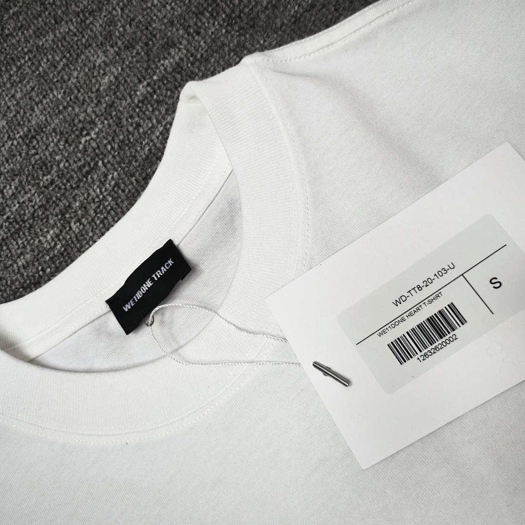 We11 Done T-Shirt Style 055 detail view 4