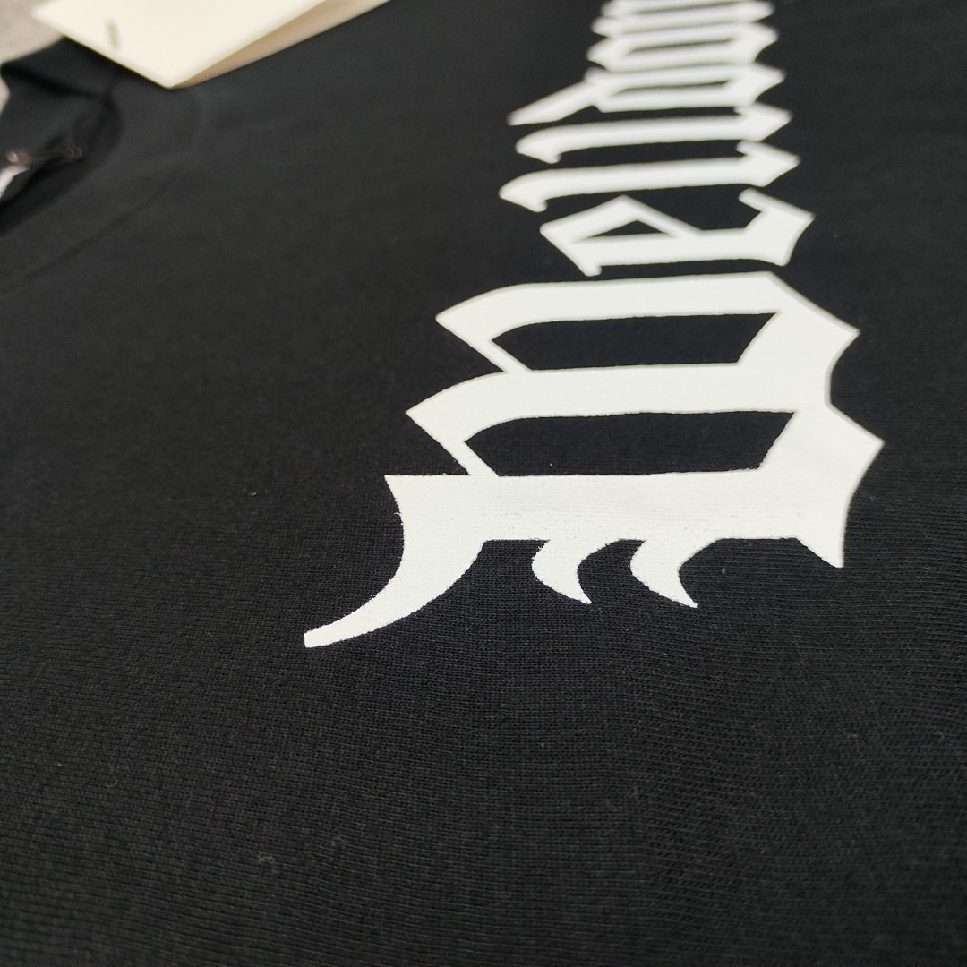 We11 Done T-Shirt Style 070 detail view 4