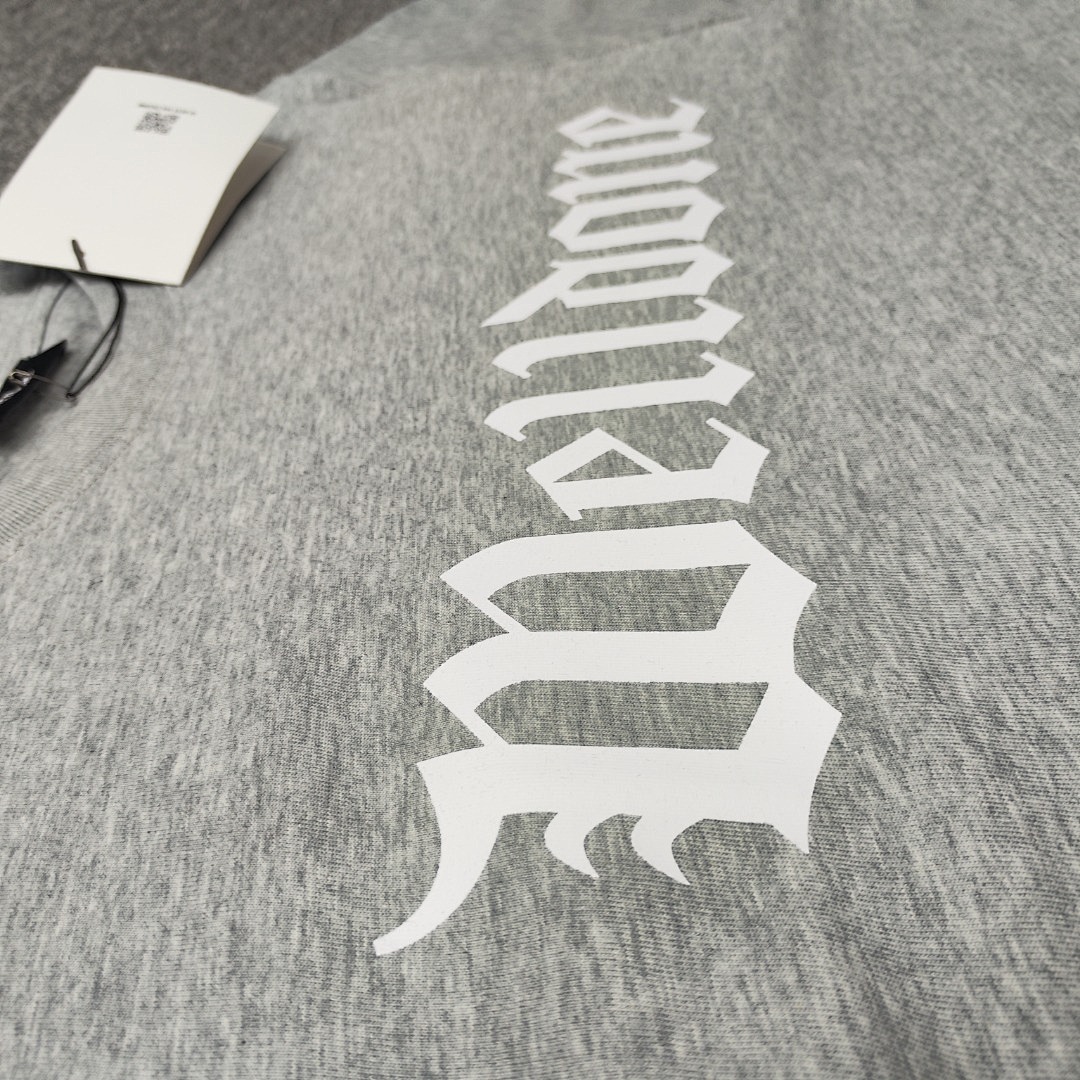 We11 Done T-Shirt Style 071 detail view 5