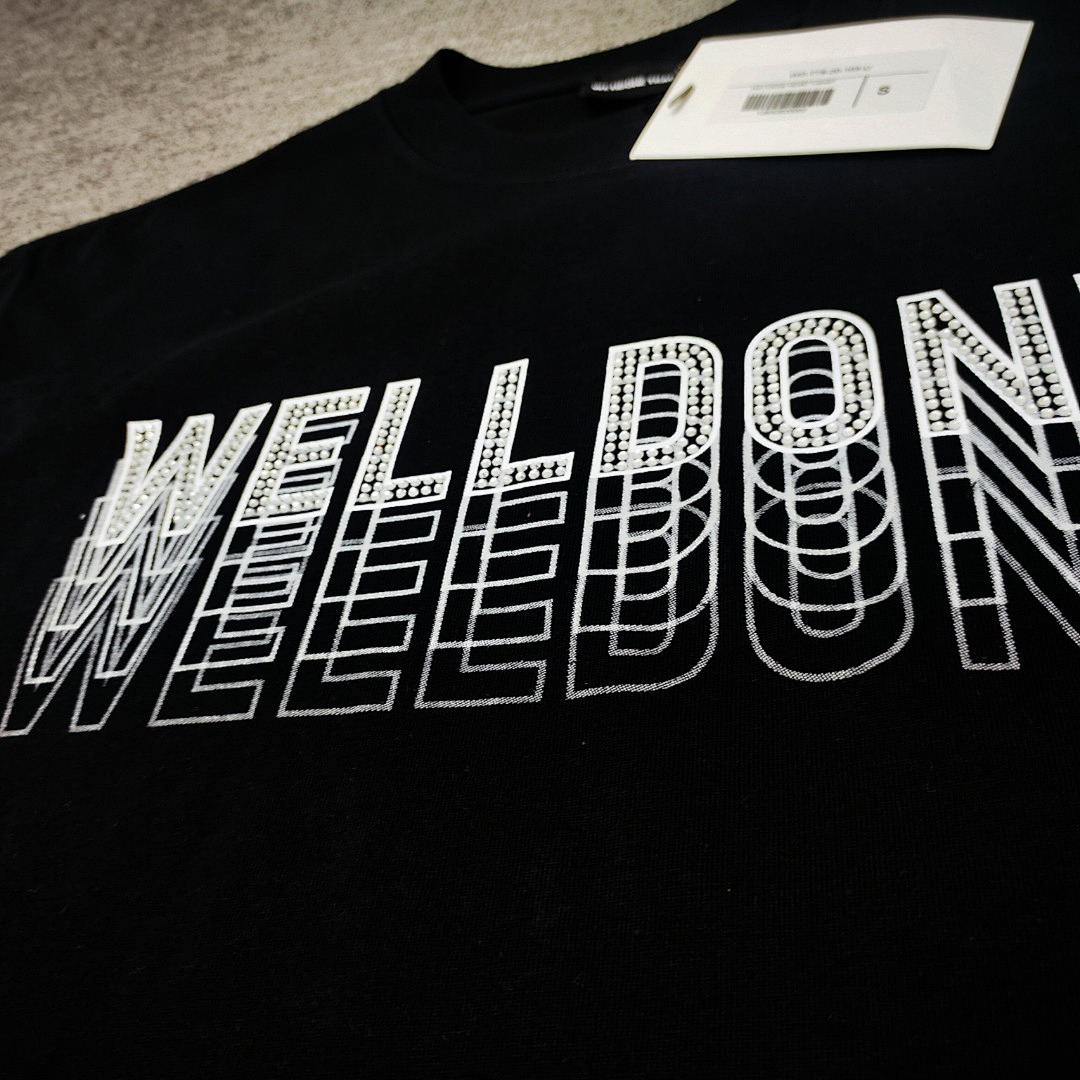 We11 Done T-Shirt Style 094 detail view 4