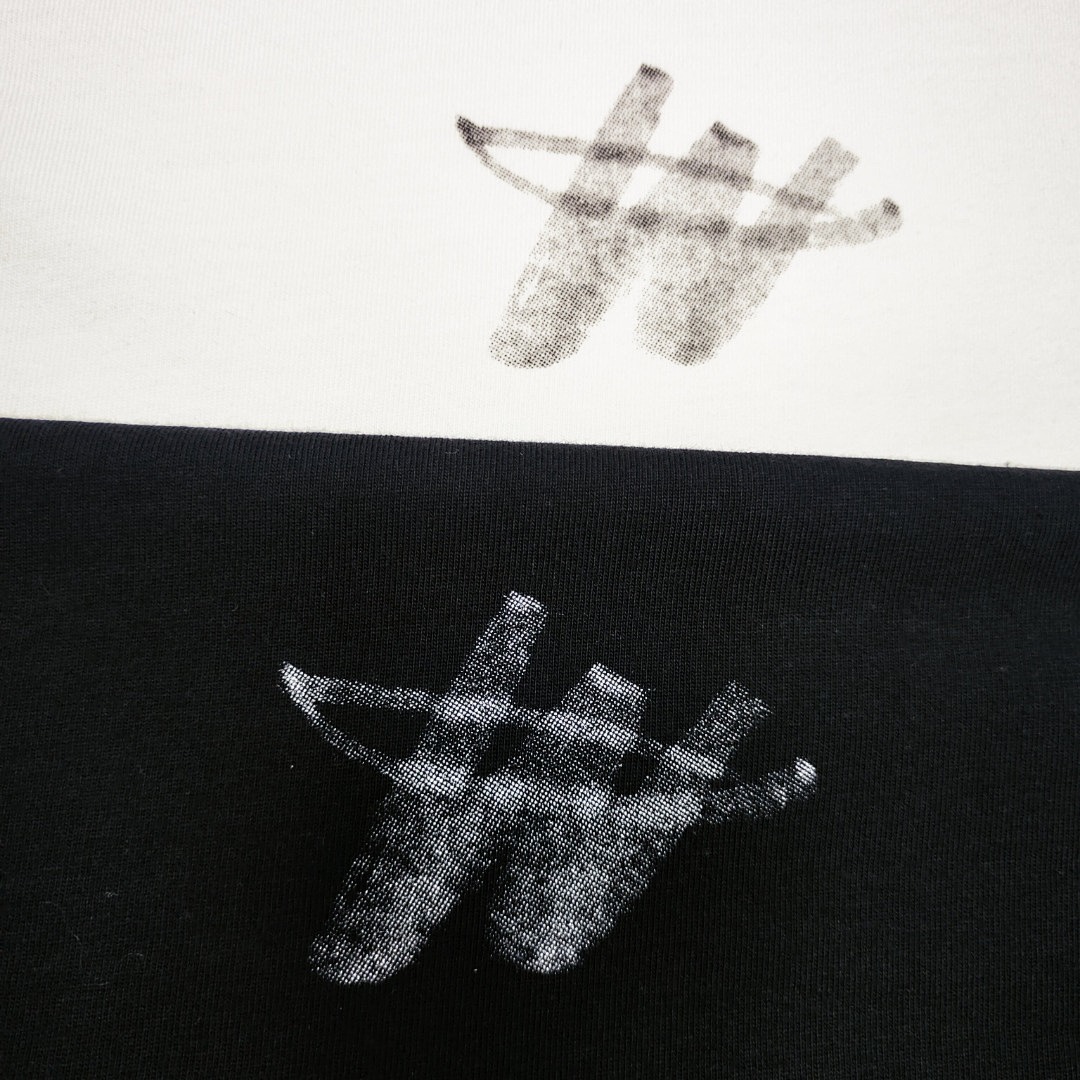 We11 Done T-Shirt Style 108 detail view 1