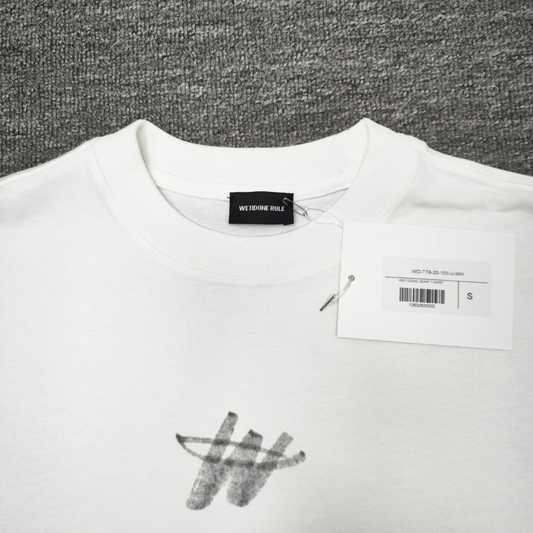 We11 Done T-Shirt Style 108 detail view 3