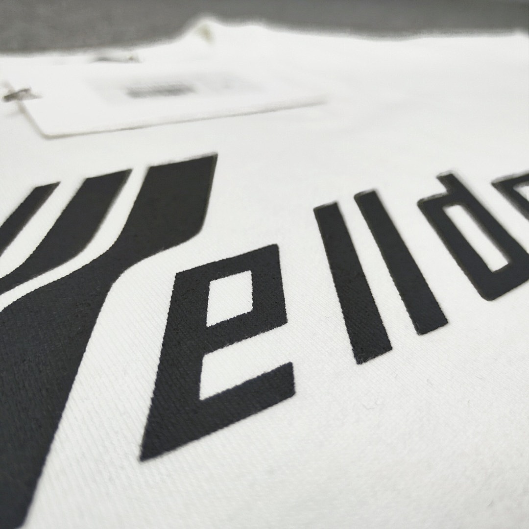 We11 Done T-Shirt Style 109 detail view 4