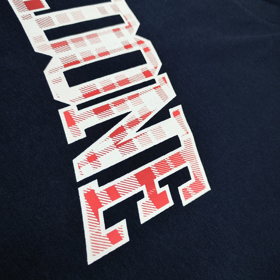 We11 Done T-Shirt Style 116 detail view 2