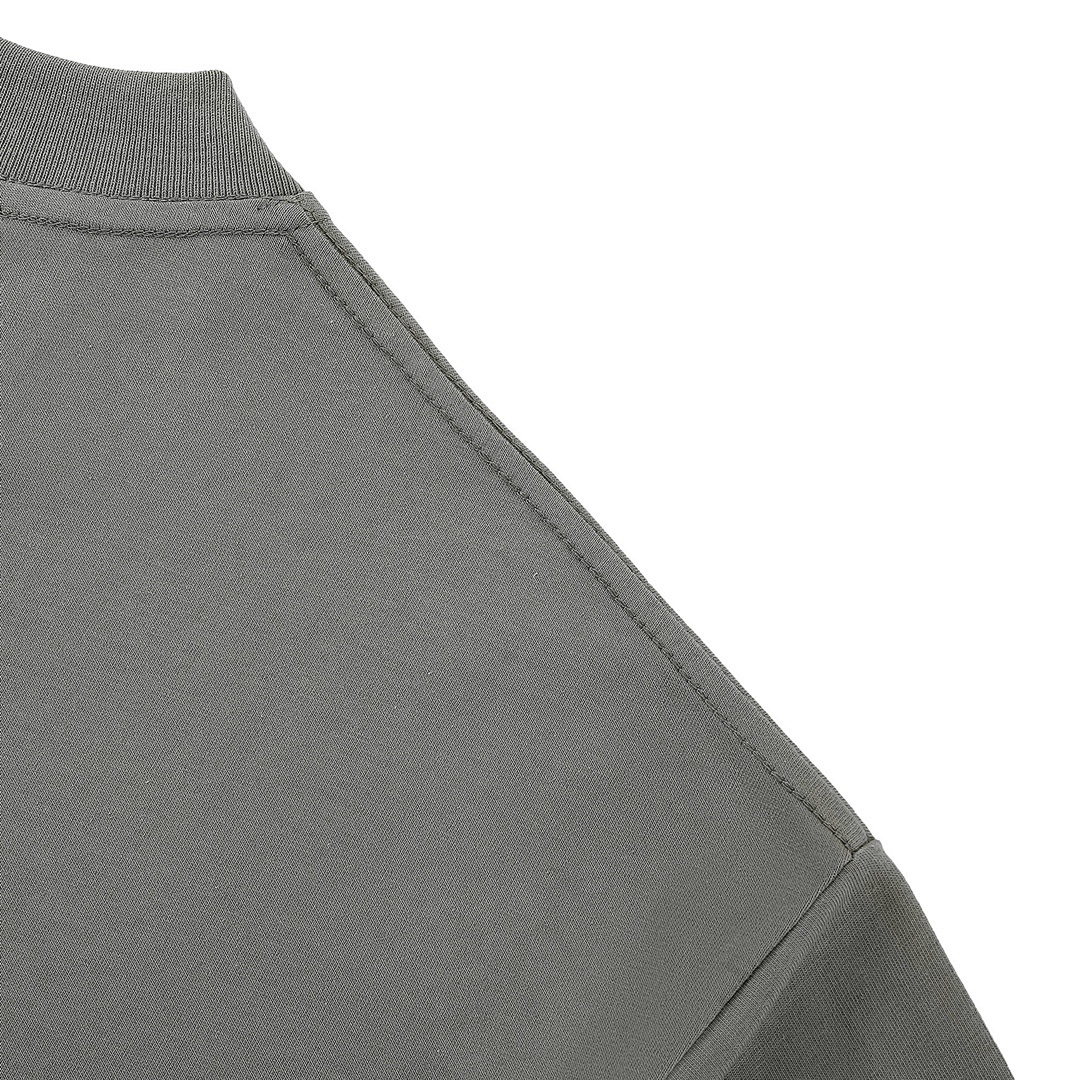 Represent T-Shirt Style 061 detail view 3