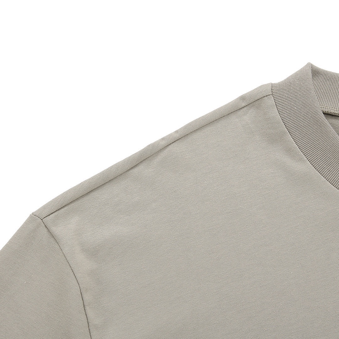 Fear of God T-Shirt Style 103 detail view 2