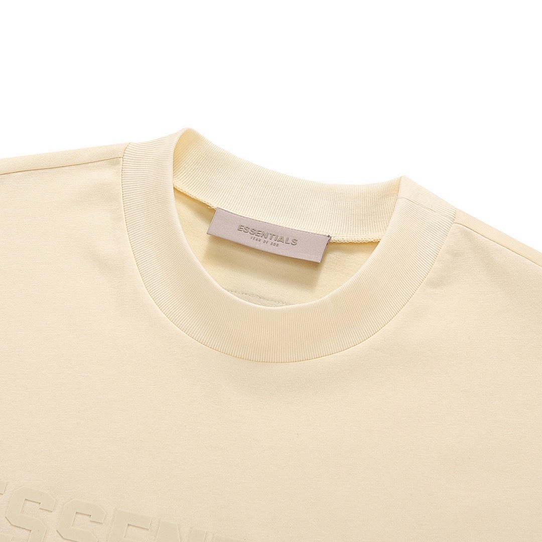 Fear of God T-Shirt Style 104 detail view 2