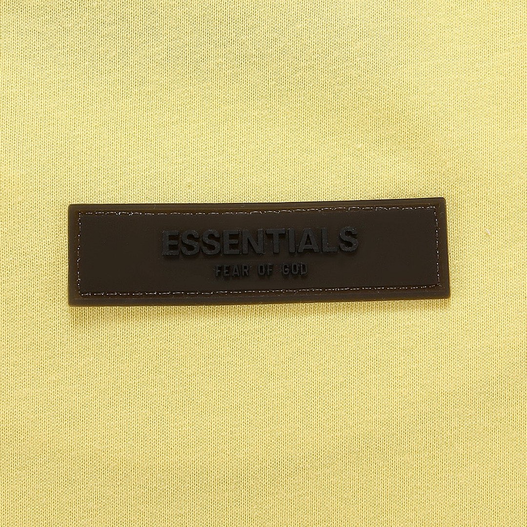 Fear of God T-Shirt Style 105 detail view 1